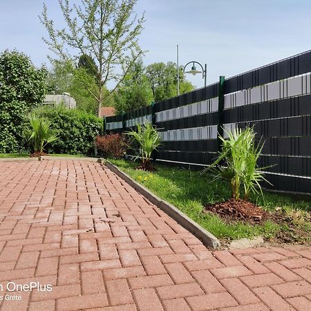 Ferienwohnung Grete, An Der Weinstrasse Ehrenhausen Exteriör bild