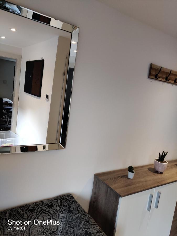 Ferienwohnung Grete, An Der Weinstrasse Ehrenhausen Exteriör bild